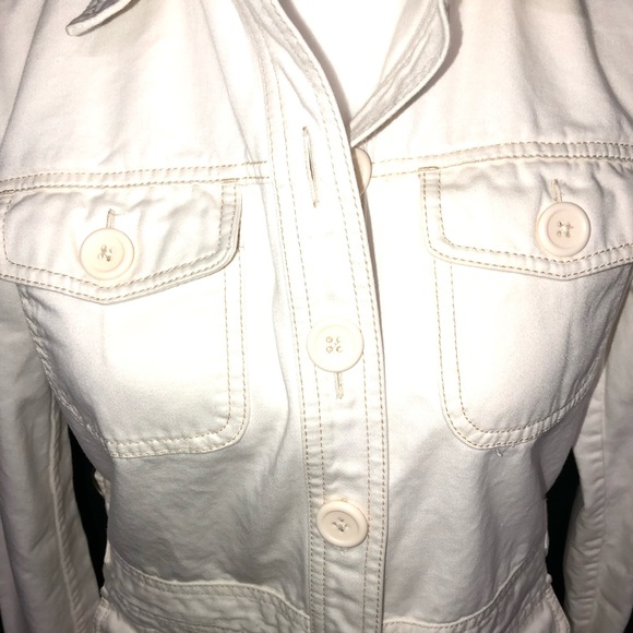 J. Crew cream Jean Jacket w/Tan Stitching.   C50 - Picture 2 of 8